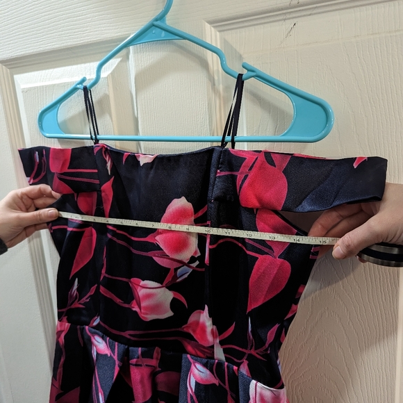 Unique Vintage Blue & Pink Floral Fit & Flare Mid Length Formal Dress - Medium - Picture 10 of 11